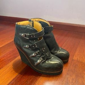 Ash brand wedges size 39